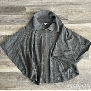 100% Cashmere poncho/cape